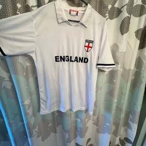 EB Sports England Soccer Jersey Polo Shirt Size M